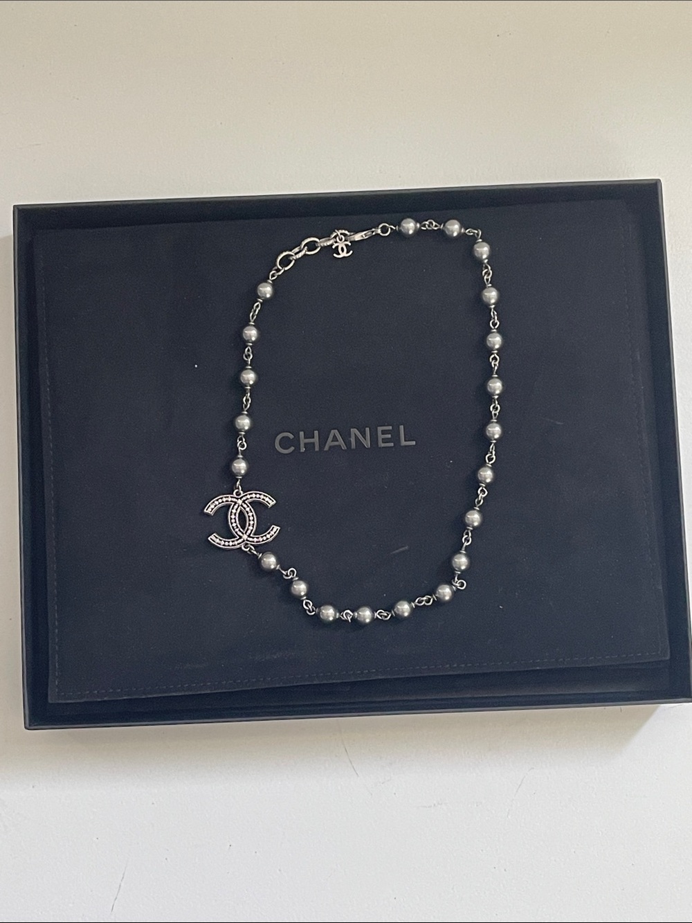 100% Authentic Chanel Faux Gray Pearl CC Sits On The Side 17" Choker Necklace